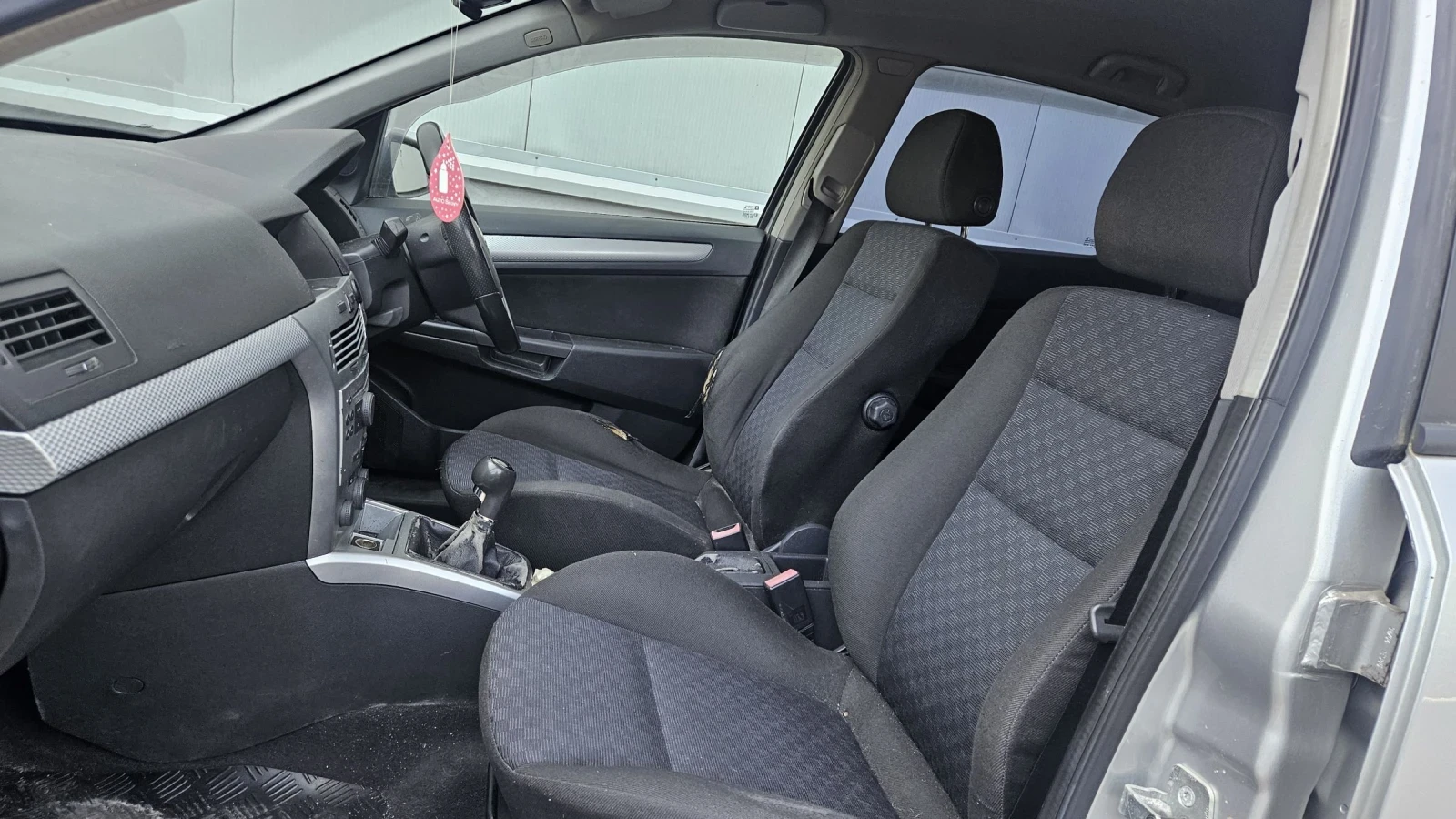 Opel Astra, снимка 10 - Автомобили и джипове - 54324969