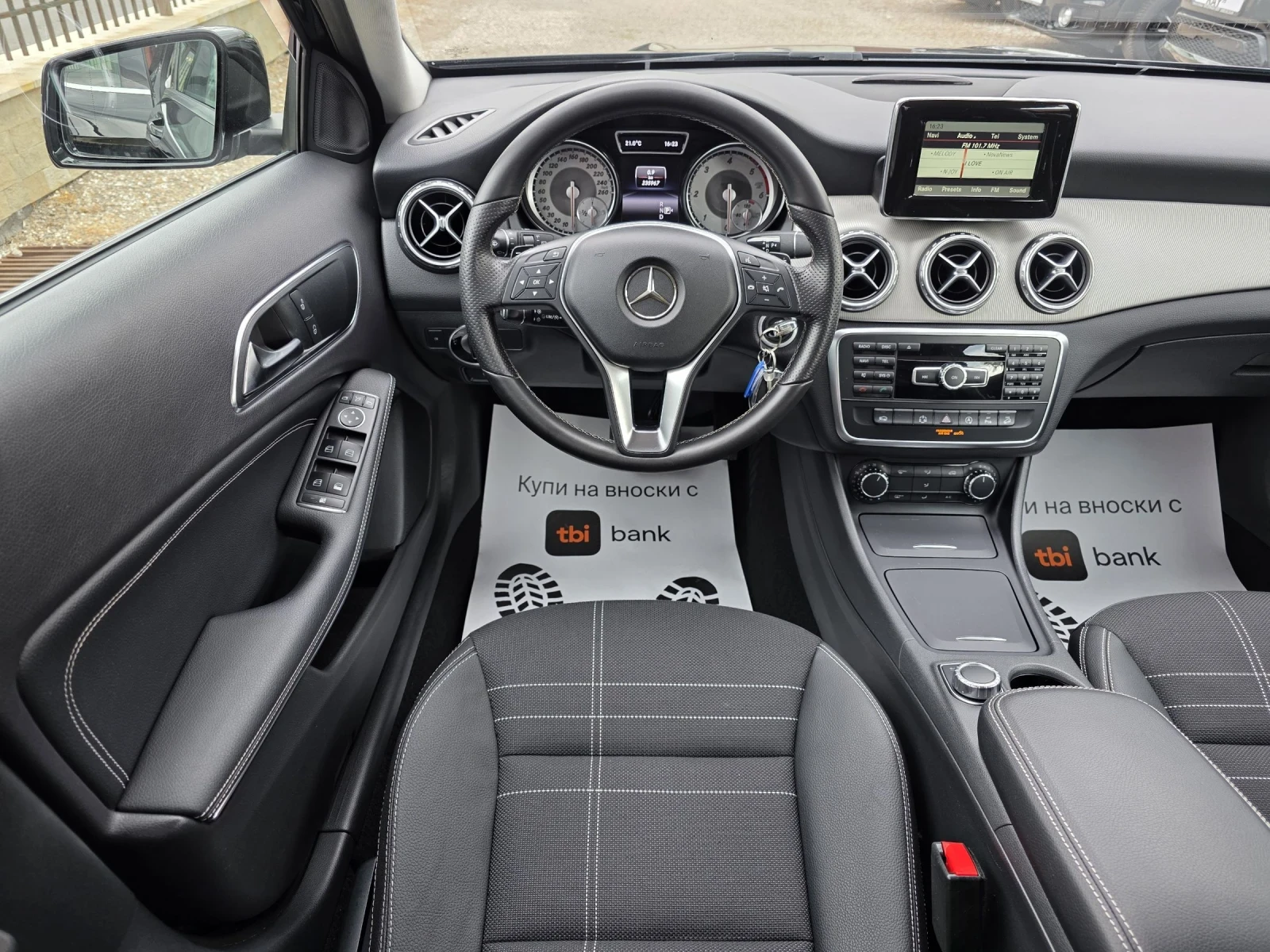 Mercedes-Benz GLA 220 CDI/PREMIUM/4-MATIC/BI-XENON/РЕАЛНИ КМ/, снимка 7 - Автомобили и джипове - 54633528