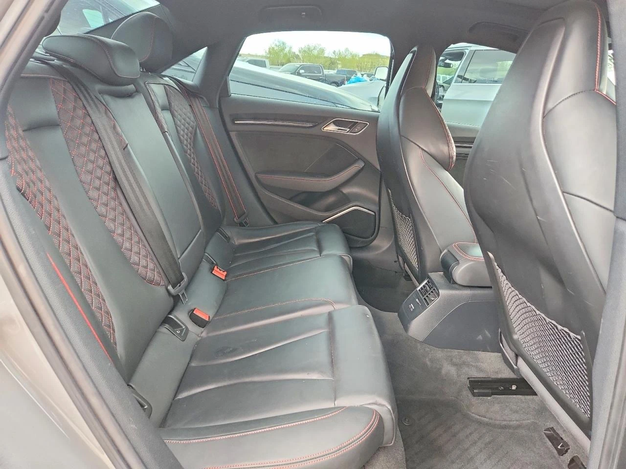 Audi Rs3 2.5l, снимка 10 - Автомобили и джипове - 54705103