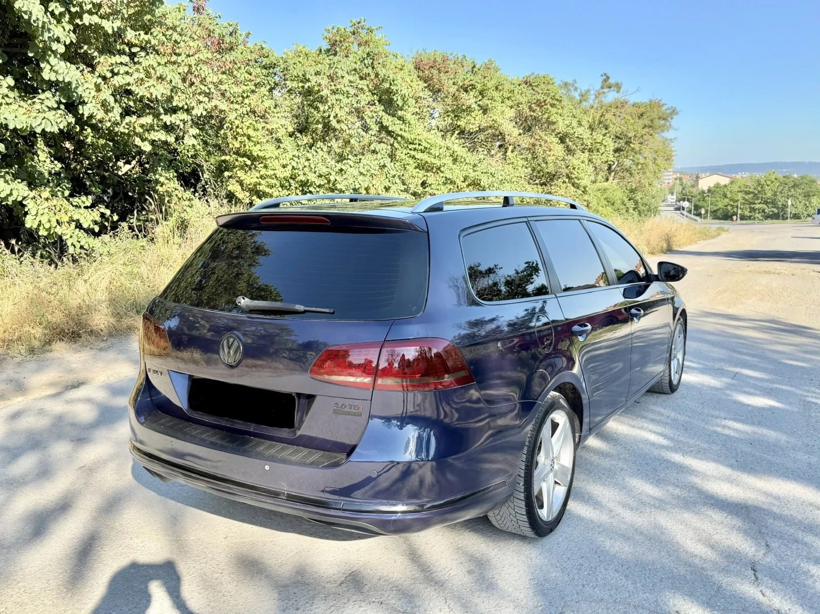 VW Passat 2.0TDI, снимка 3 - Автомобили и джипове - 54847465