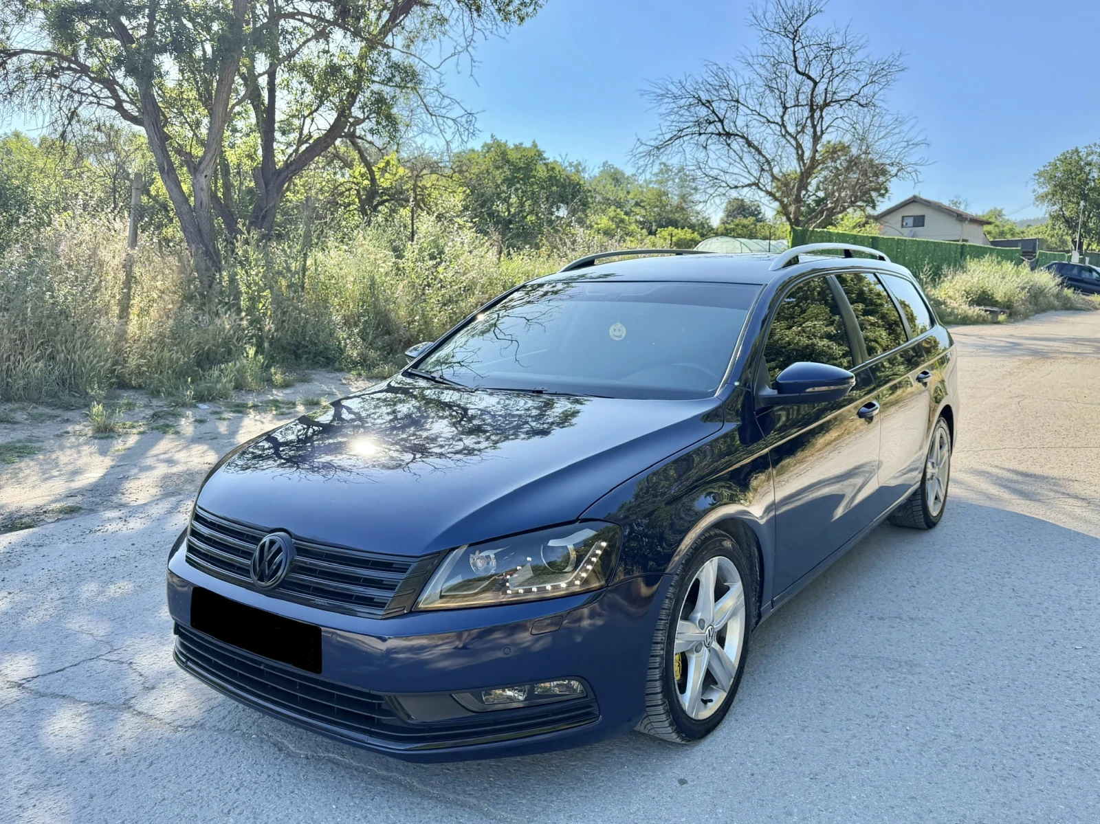 VW Passat 2.0TDI, снимка 2 - Автомобили и джипове - 54847465