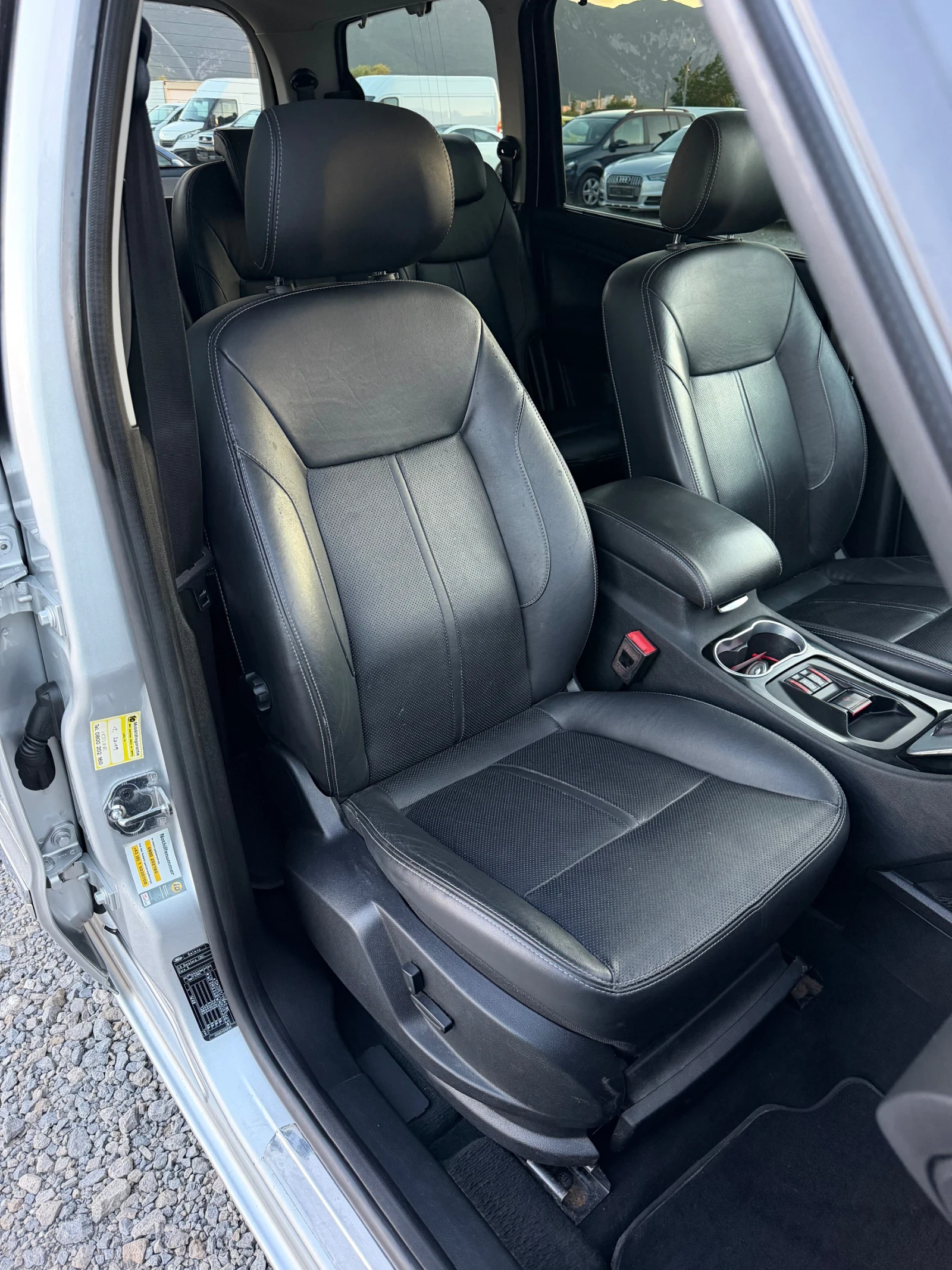 Ford Galaxy 2.0TDCi 163к.с * GHIA* , снимка 12 - Автомобили и джипове - 54843072