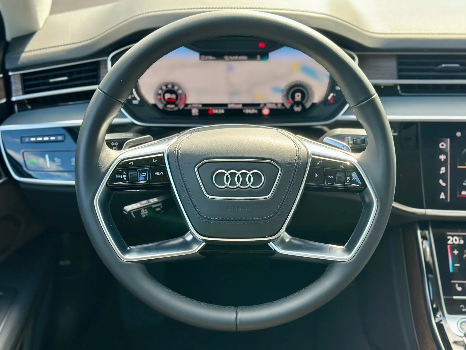 Audi A8 55 TFSI / LONG / B&O / MATRIX/ 4 SEATS/ 360/ AIR, снимка 10 - Автомобили и джипове - 56001660