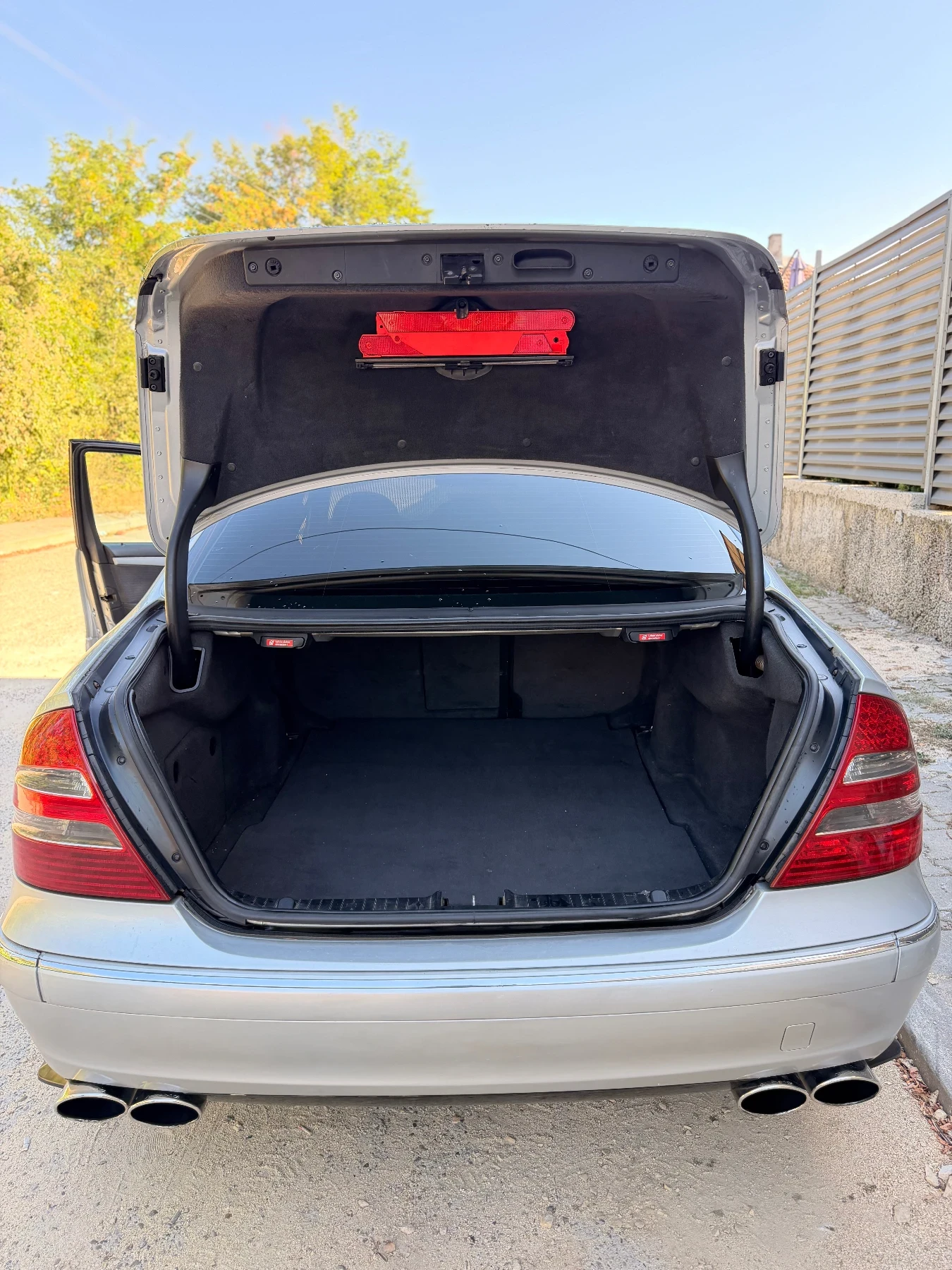Mercedes-Benz E 270, снимка 3 - Автомобили и джипове - 56004356
