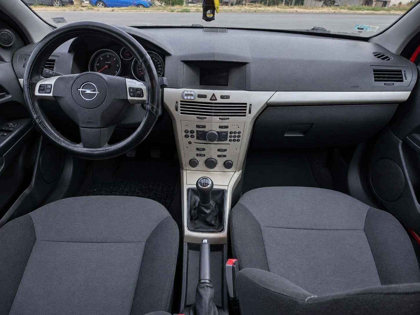 Opel Astra 1.7 CDTI  110кс, снимка 10 - Автомобили и джипове - 56262575