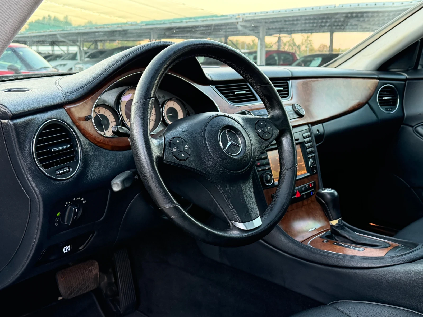 Mercedes-Benz CLS 320 ИТАЛИЯ АВТОМАТ, снимка 6 - Автомобили и джипове - 56268613