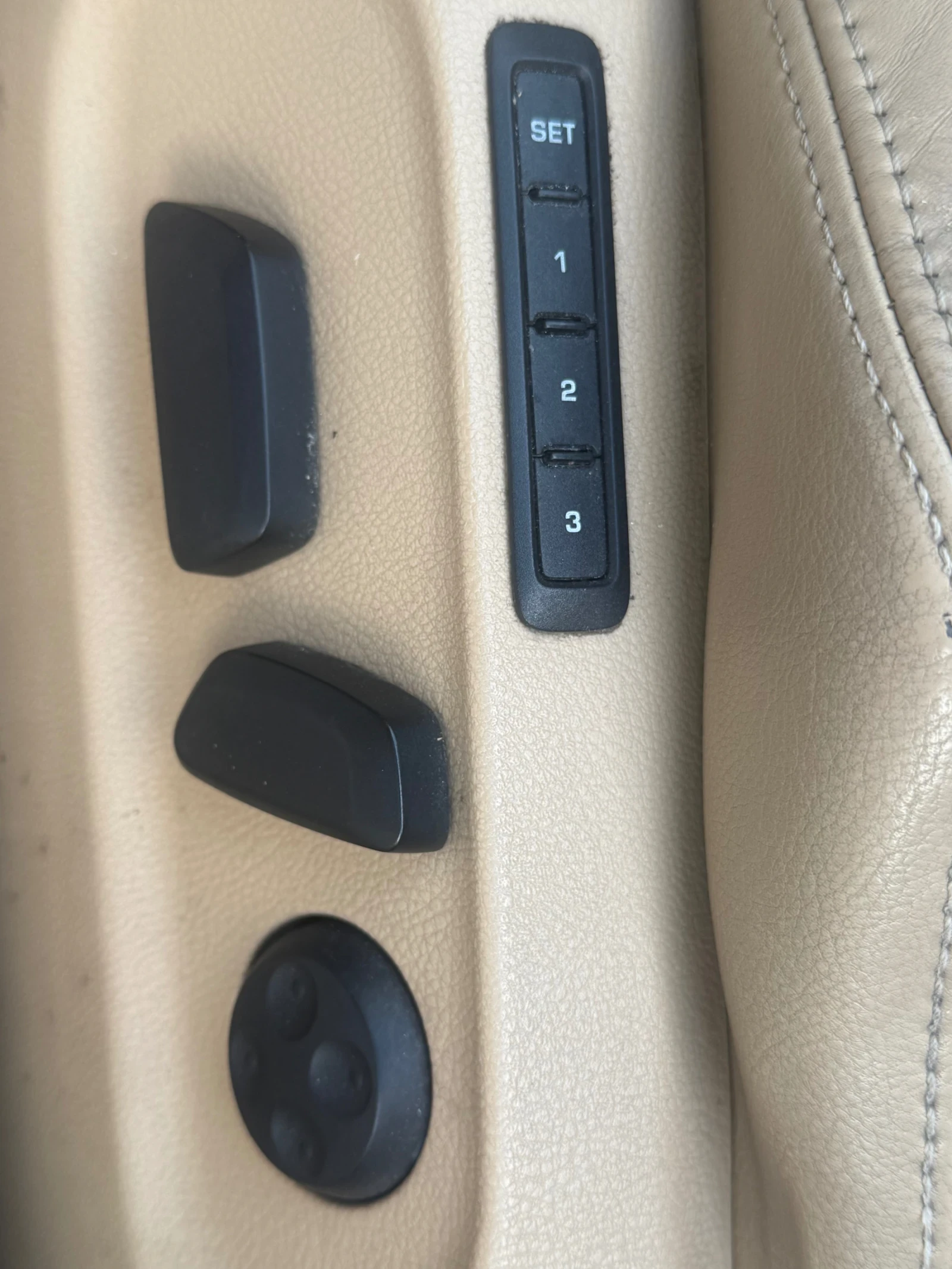 VW Passat 2.0 BMP Highline, снимка 9 - Автомобили и джипове - 56697379