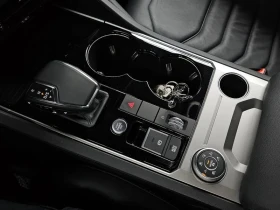 VW Touareg 3.0 Tdi Premium, снимка 9