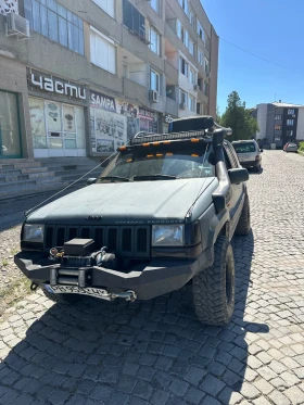 Обява за продажба на Jeep Grand cherokee 4.0 ръчка ~13 000 лв. - изображение 1