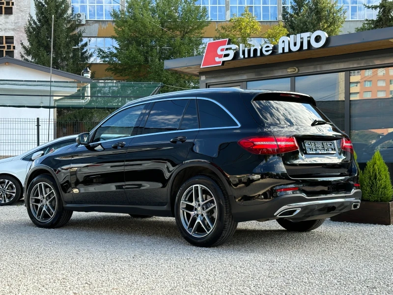 Mercedes-Benz GLC 250 AMG Line* 4matic* Панорама* Камера* Дистроник* * , снимка 2 - Автомобили и джипове - 47227741