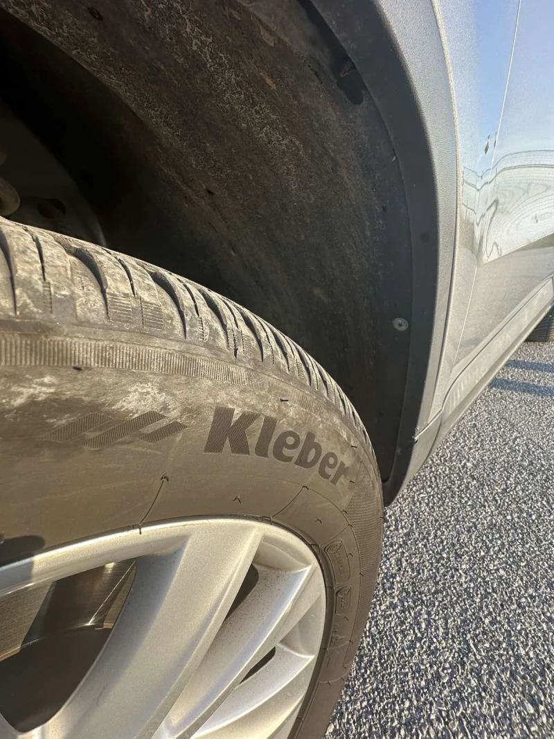 VW Tiguan, снимка 10 - Автомобили и джипове - 52859867