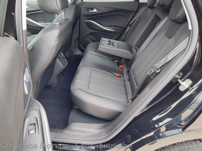 Opel Grandland X 1.2 Turbo (130hp) AT8, снимка 13 - Автомобили и джипове - 53451493