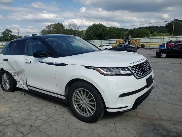 Land Rover Discovery 2.0L 4 All wheel drive