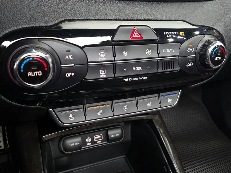 Kia Sorento 2.2 CRDI AWD FULL NOBLESSE SPECIAL, снимка 15 - Автомобили и джипове - 54651481