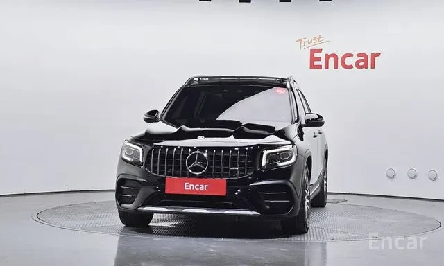 Mercedes-Benz GLB35AMG 4M* ПОДГРЕВ* DISTR* AMBIENT* DIGITAL* PANO* КАМ, снимка 3 - Автомобили и джипове - 55742650