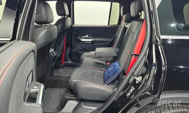 Mercedes-Benz GLB35AMG 4M* ПОДГРЕВ* DISTR* AMBIENT* DIGITAL* PANO* КАМ, снимка 11 - Автомобили и джипове - 55742650