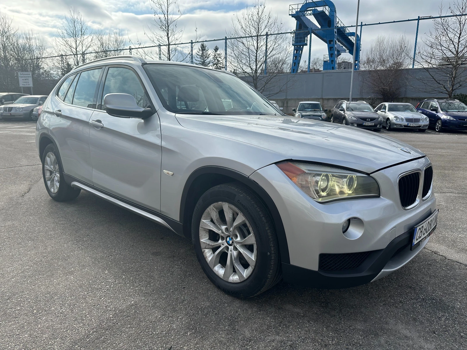 BMW X1 XDrive 28I 305 к.с. - изображение 6