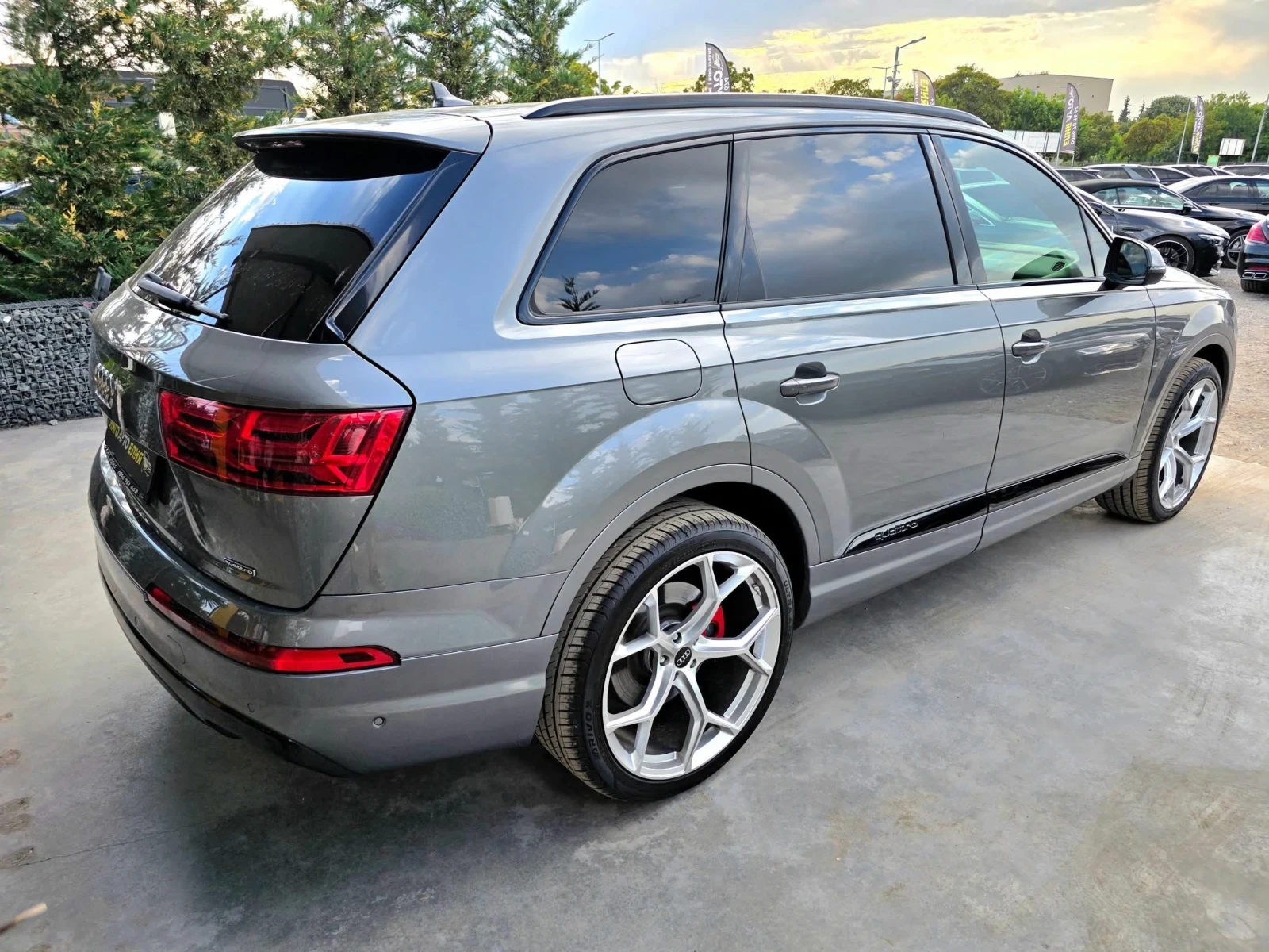 Audi Q7 3.0TDI QUATTRO  MEGA FULL S LINE  ЛИЗИНГ 100% - изображение 9