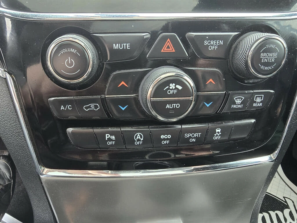 Jeep Grand cherokee Overland 4WD - изображение 10