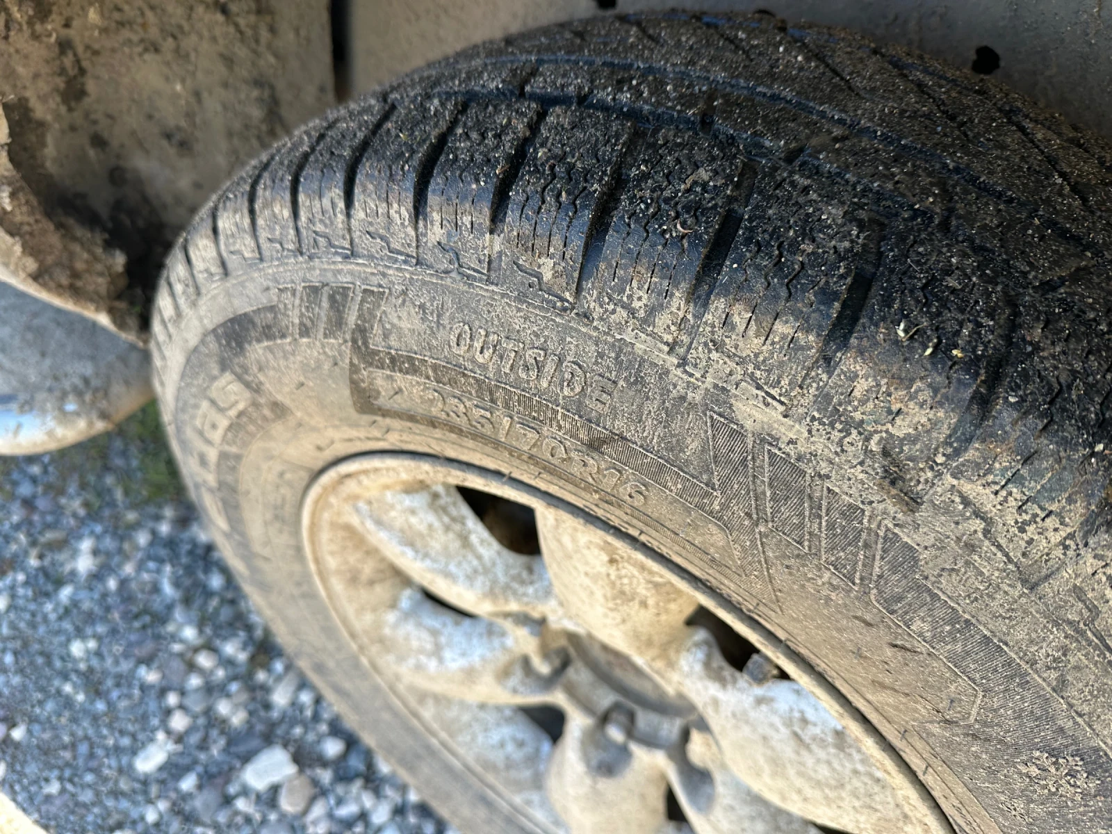 Nissan Terrano 2.7 TDI, снимка 11 - Автомобили и джипове - 54401205