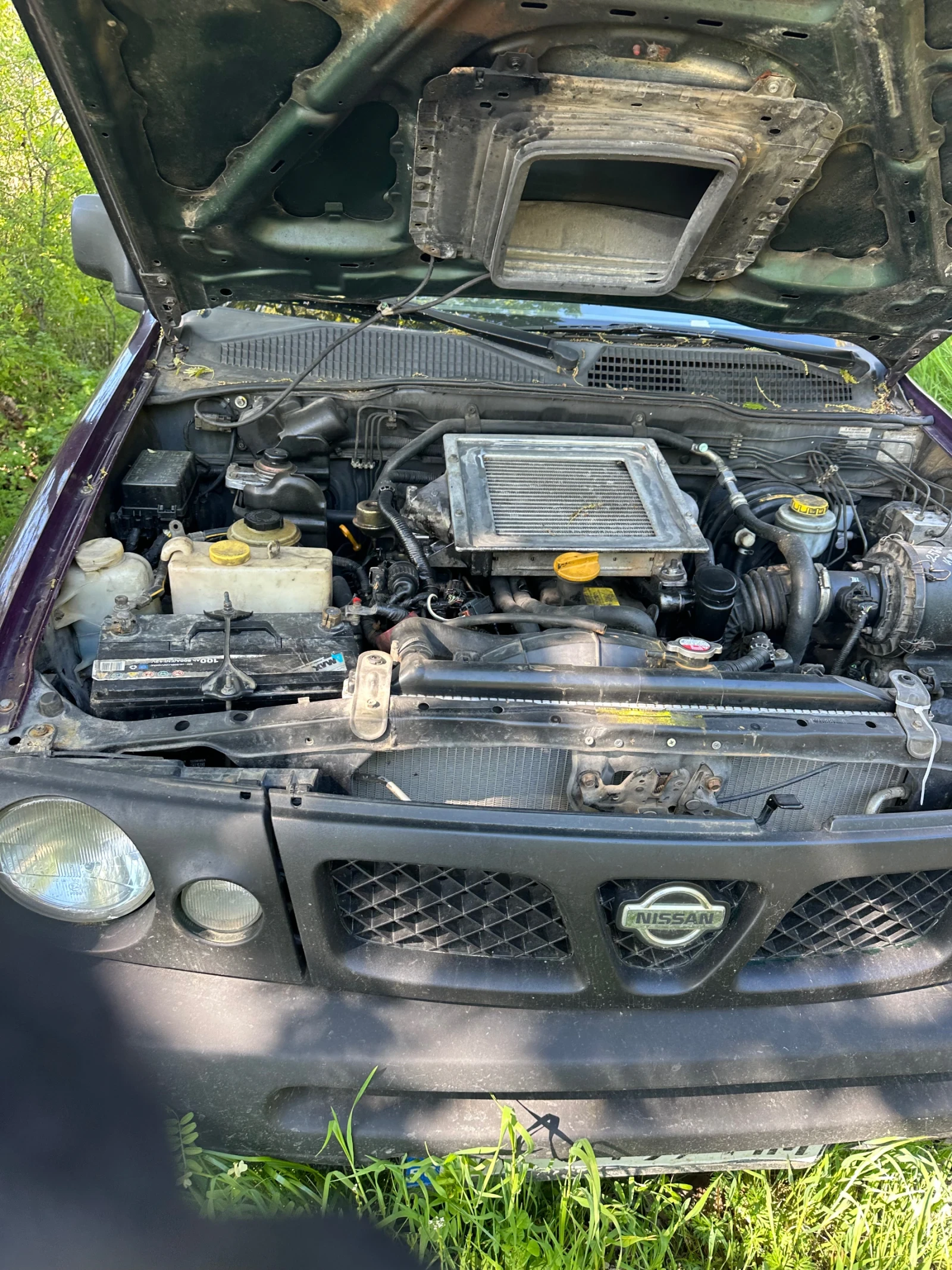 Nissan Terrano 2.7 TDI, снимка 15 - Автомобили и джипове - 54401205