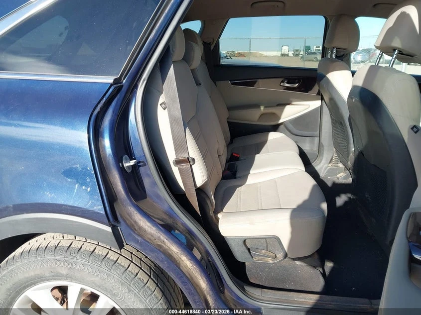 Kia Sorento 2.4L I-4 DI, DOHC, VVT, 185HP All Wheel Drive | Mobile.bg � ����������� 8