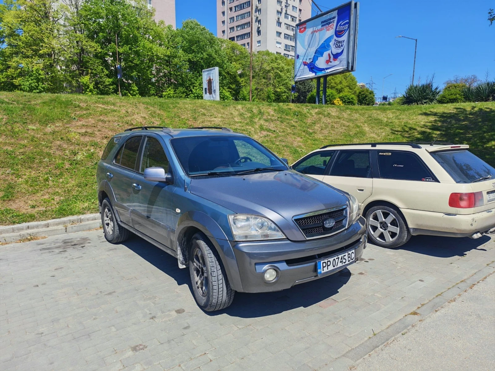 Kia Sorento 2.5 CRDI, снимка 4 - Автомобили и джипове - 54424659