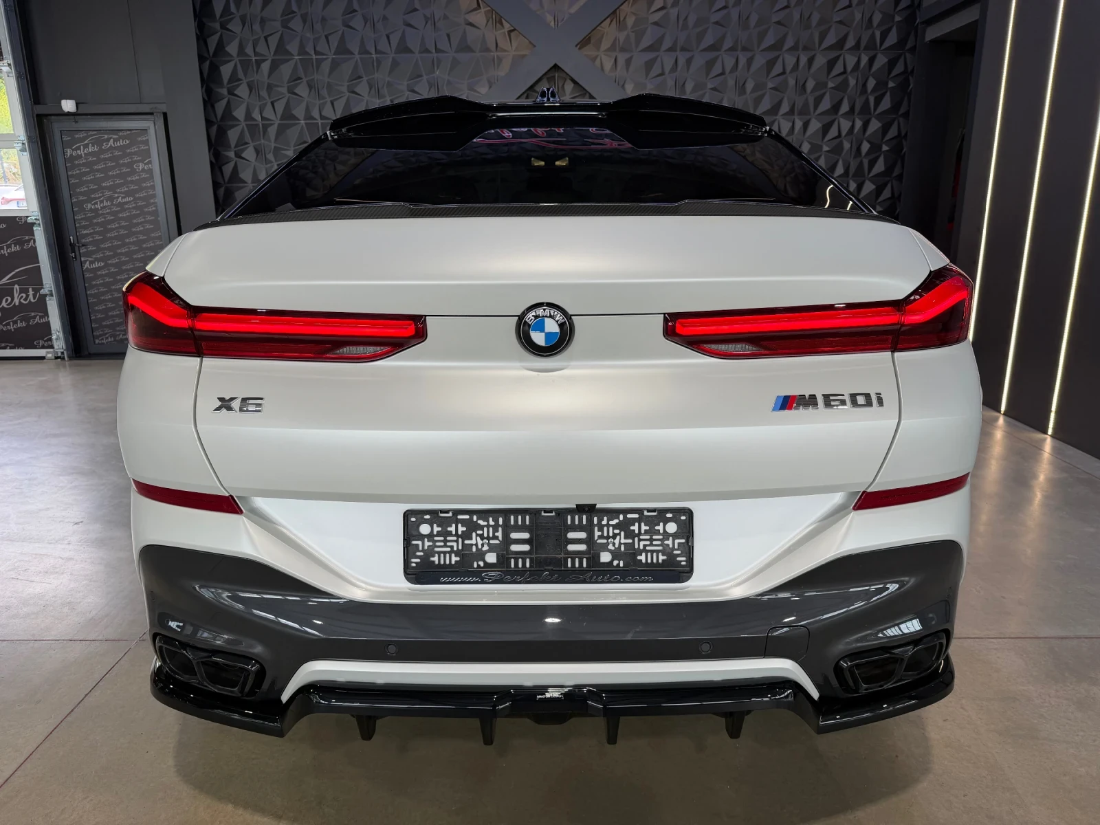 BMW X6 M60i xDrive* MAXTON* SWAROV* B&W* ��������* M PACK | Mobile.bg � ����������� 4
