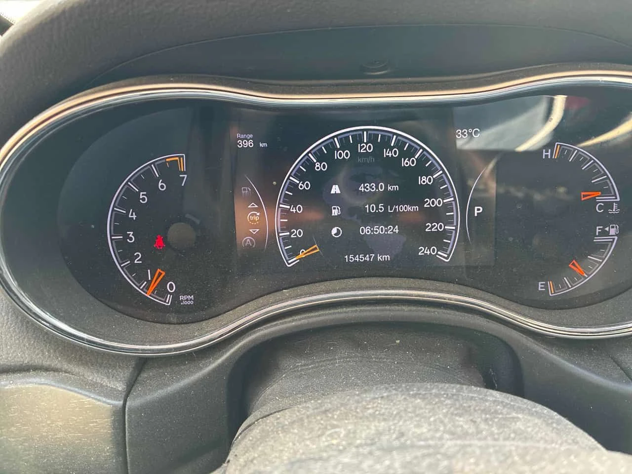 Jeep Grand cherokee * Laredo * CARFAX * ПОДГРЕВИ * KEYLESS, снимка 8 - Автомобили и джипове - 54930142