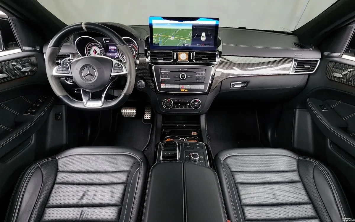 Mercedes-Benz GLE 63 S AMG 4MATIC| HARMAN| DISTRONIC| CARBON| ПАНО| 360 КАМЕР, снимка 6 - Автомобили и джипове - 55051290