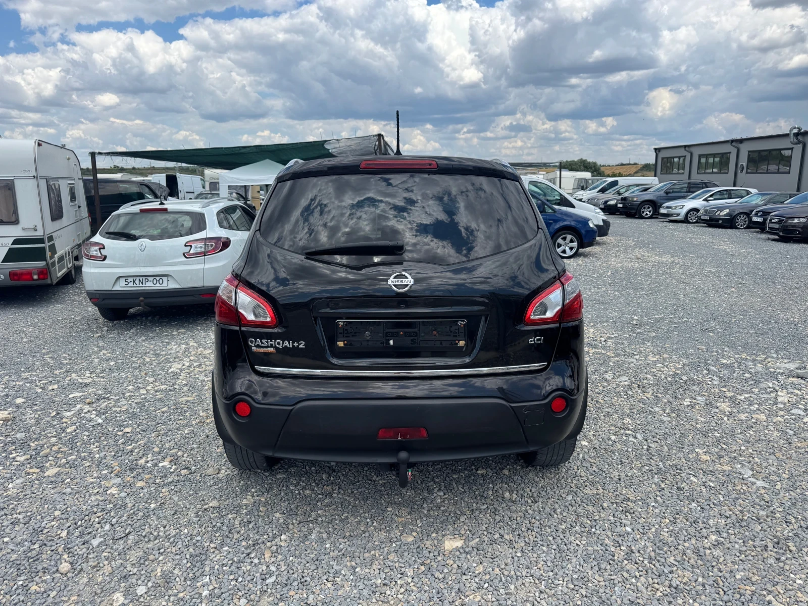 Nissan Qashqai, снимка 6 - Автомобили и джипове - 55201128