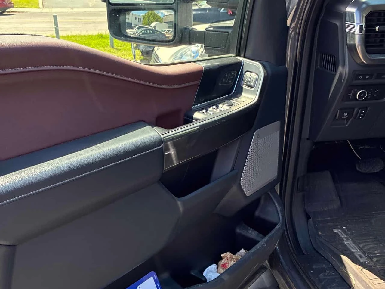 Ford F150 LARIAT 4WD SuperCrew 6.5' Box | CARFAX  | Mobile.bg � ����������� 10