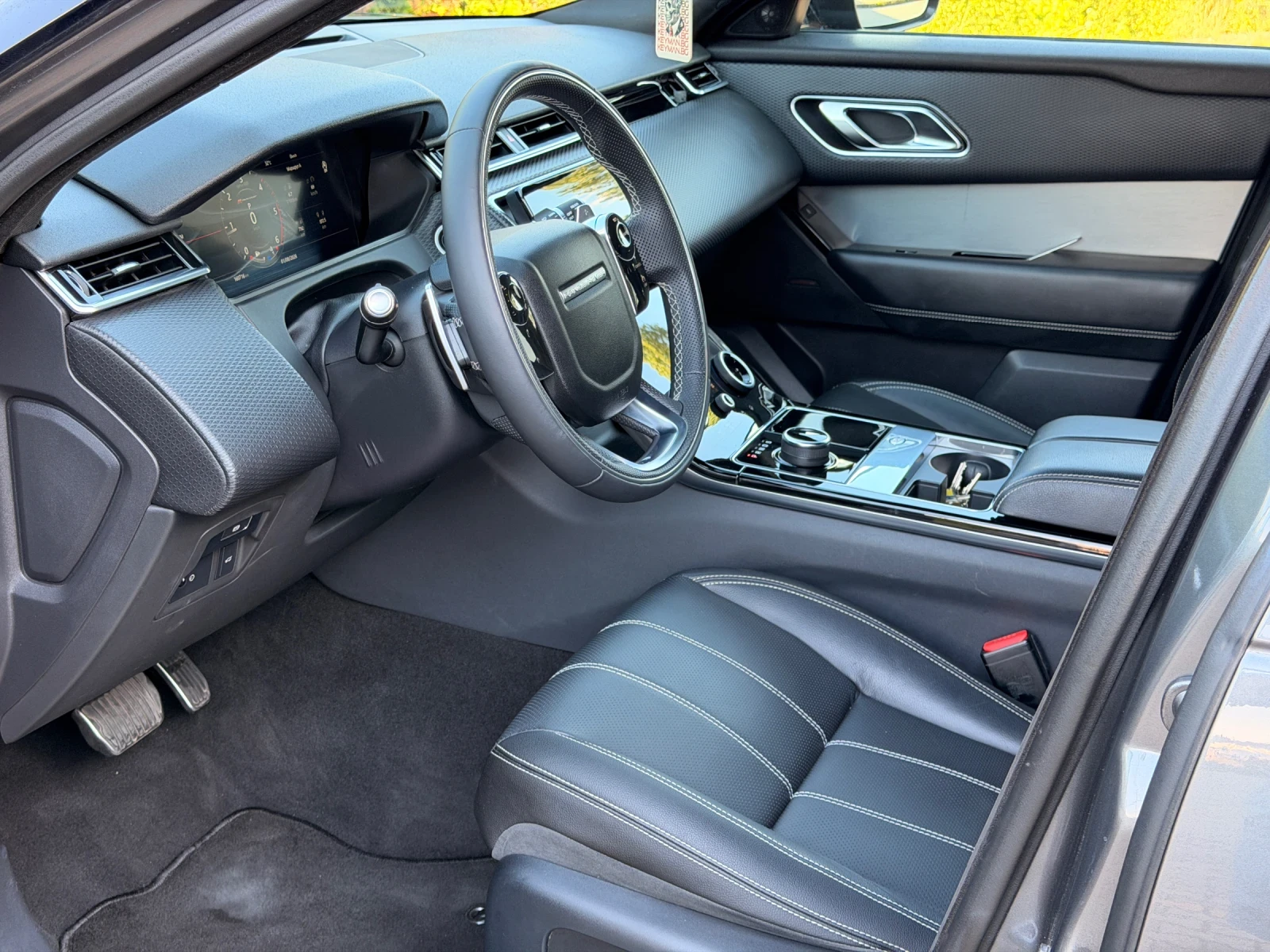 Land Rover Range Rover Velar D300 V6 HSE R-Dynamic История!, снимка 8 - Автомобили и джипове - 55505367
