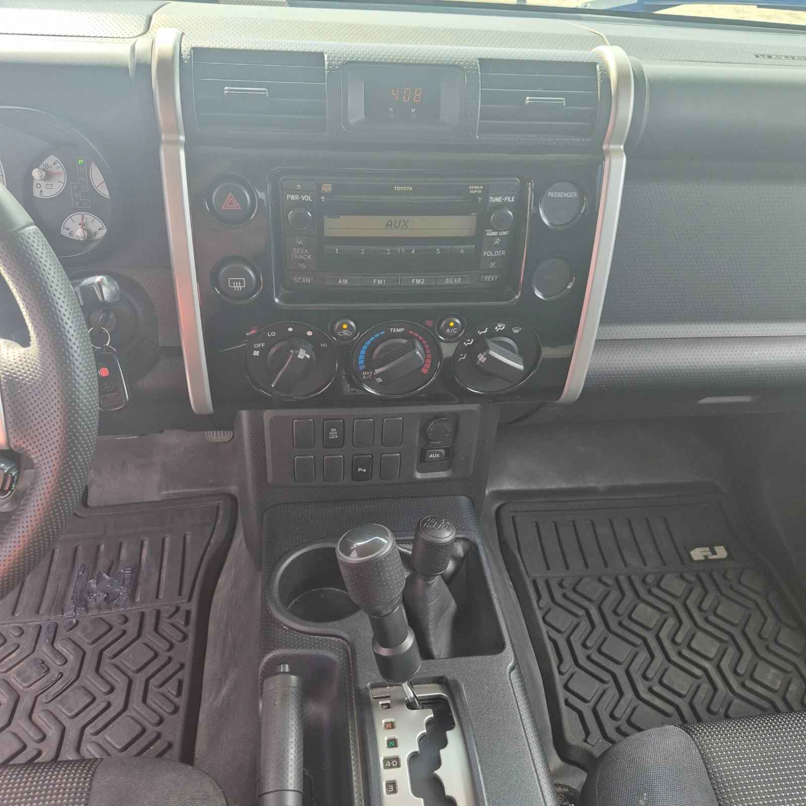 Toyota Fj cruiser, снимка 6 - Автомобили и джипове - 55823892