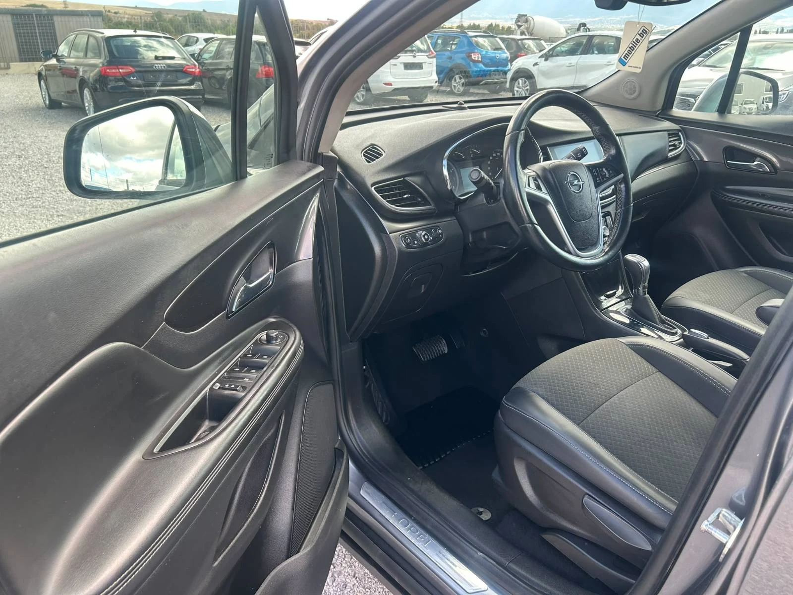 Opel Mokka, снимка 12 - Автомобили и джипове - 56230571