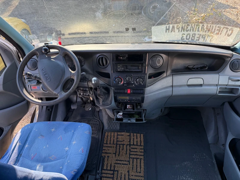 Iveco Daily, снимка 9 - Бусове и автобуси - 48112035