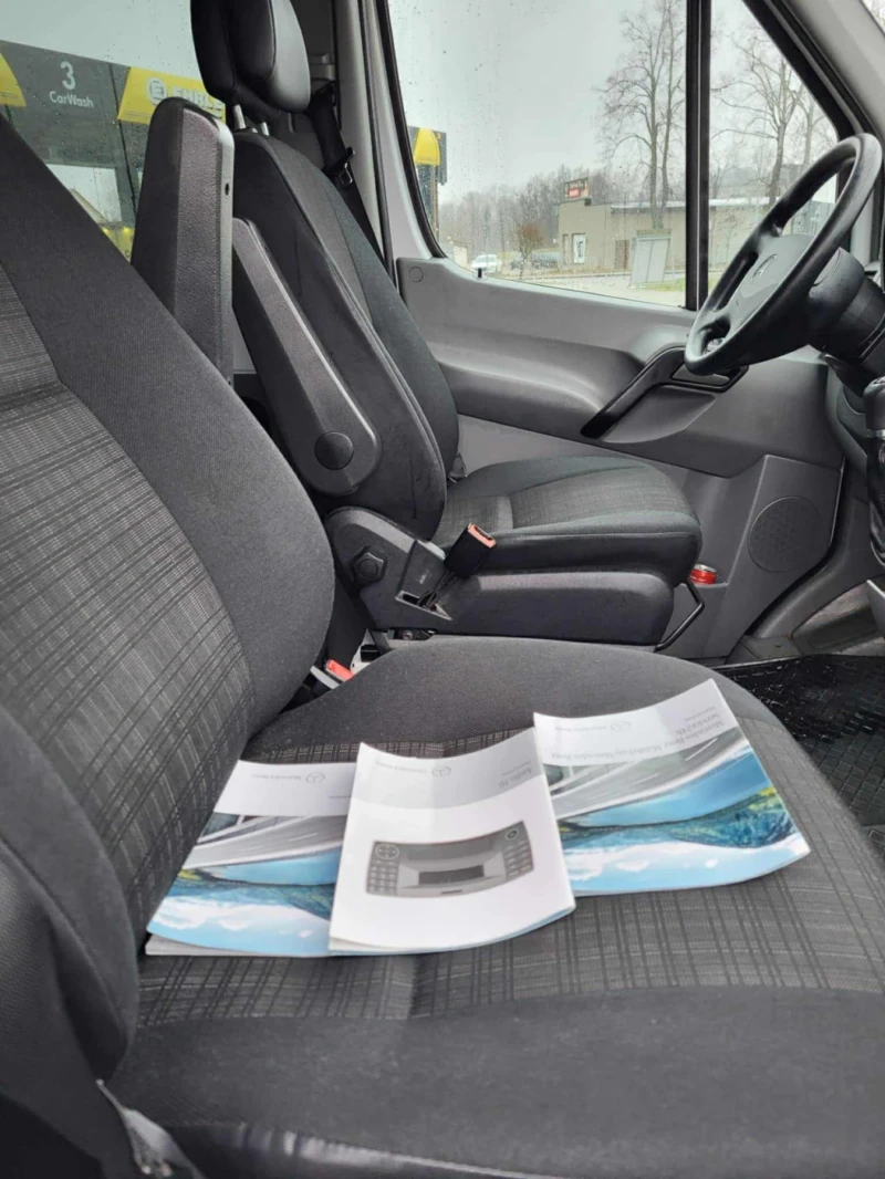 Mercedes-Benz Sprinter 216, снимка 5 - Бусове и автобуси - 52642165