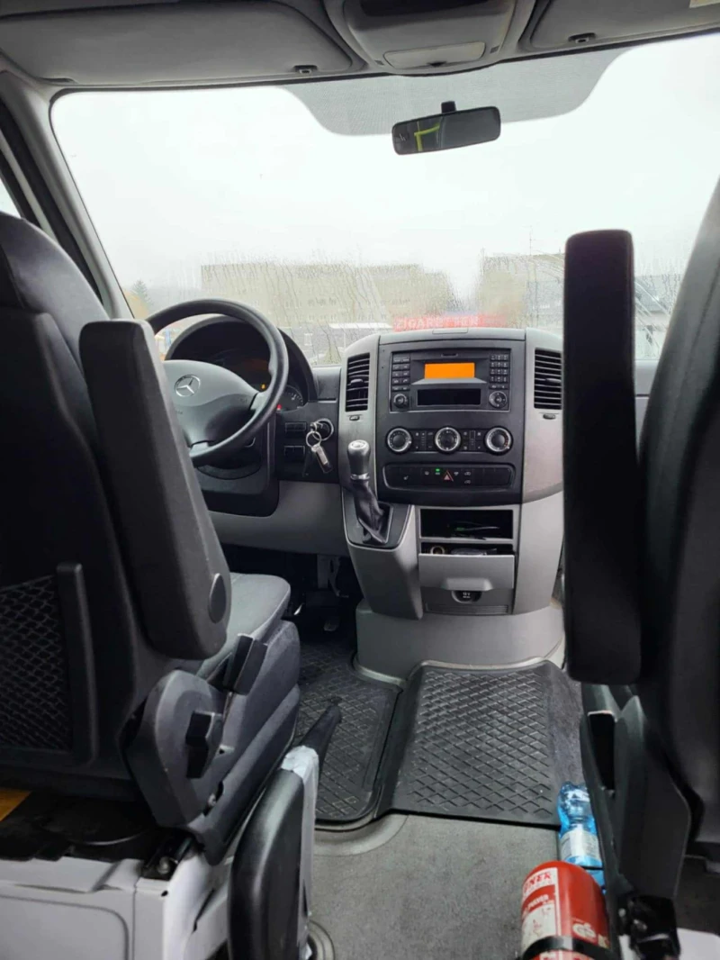 Mercedes-Benz Sprinter 216, снимка 7 - Бусове и автобуси - 52642165