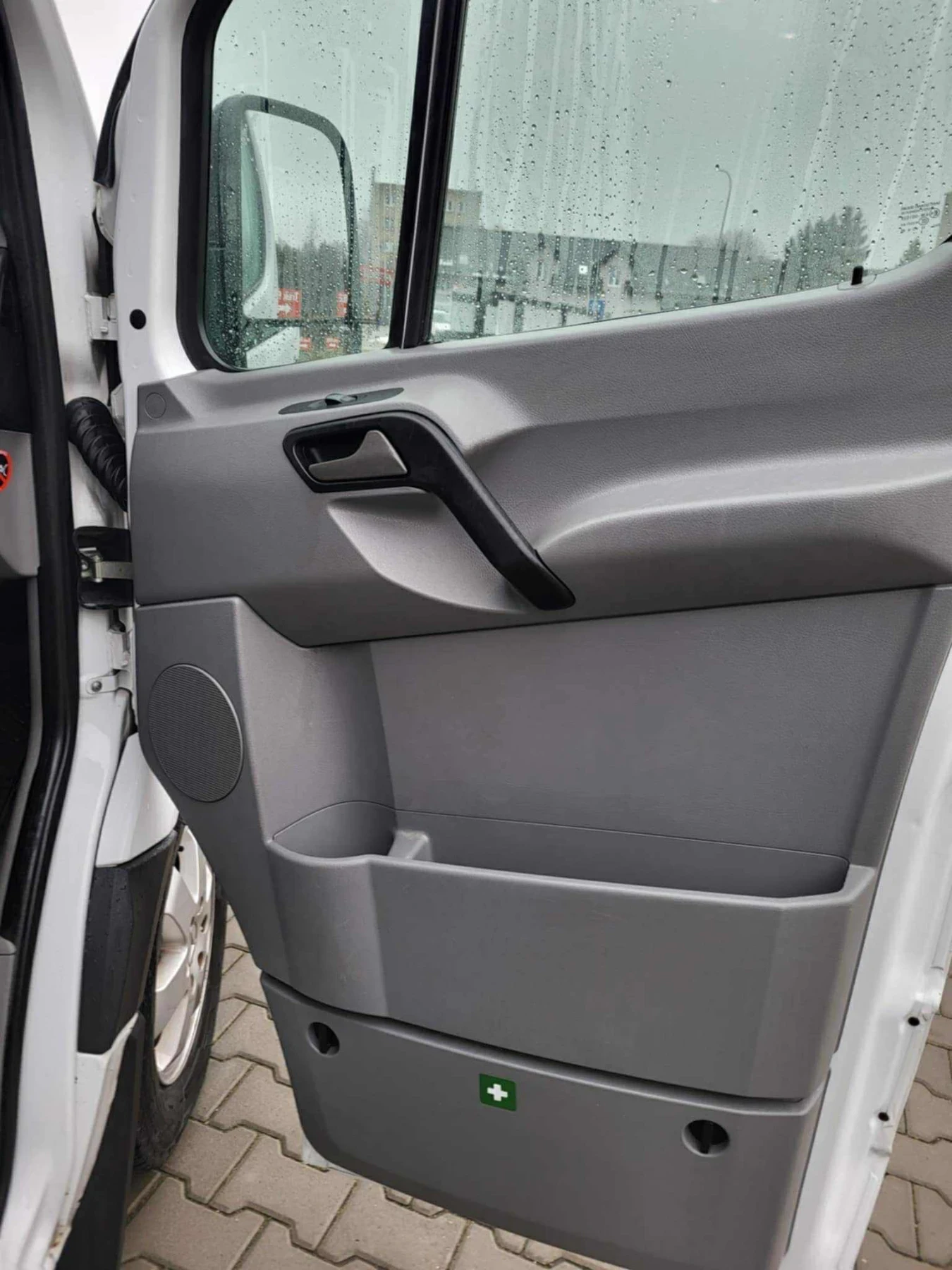 Mercedes-Benz Sprinter 216  - изображение 8