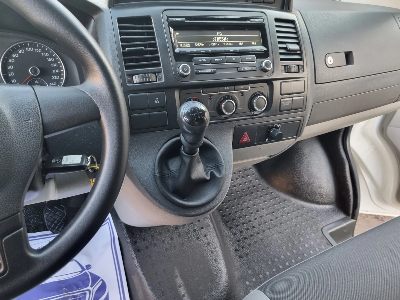 VW Transporter 2.0 TDI* ��������� �������* �����* ����� ����* 6�� | Mobile.bg � ����������� 14