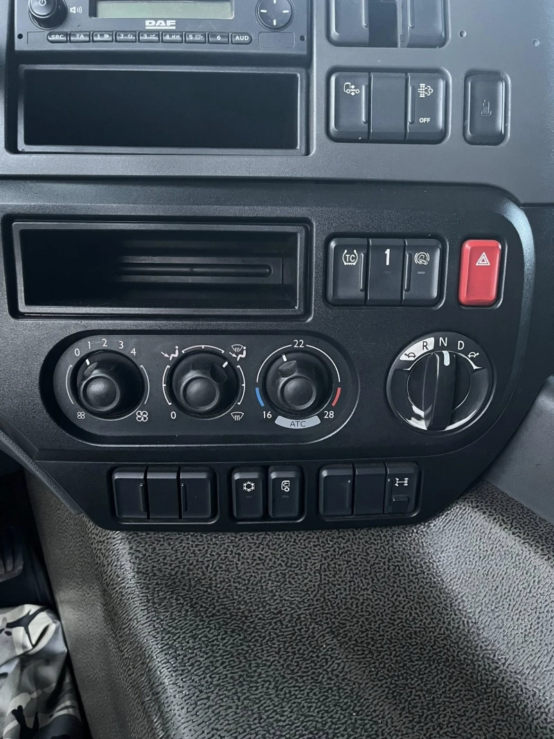 Daf CF 440 SCab ADR* , снимка 11 - Камиони - 52542855