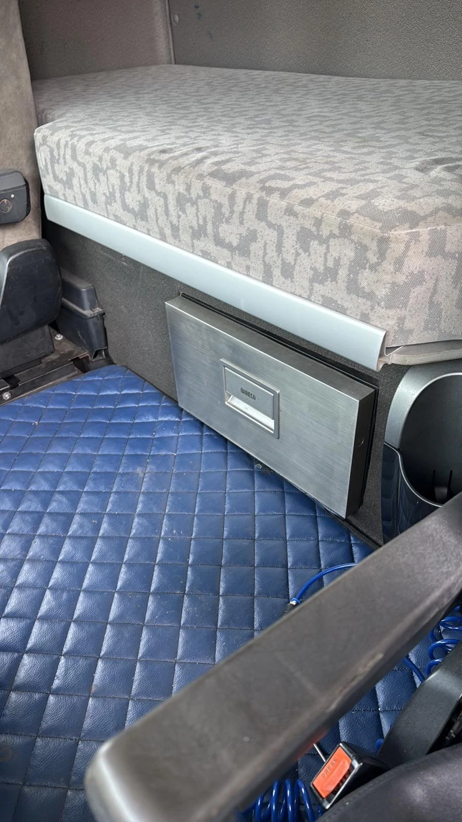 Daf XF 105  - изображение 8