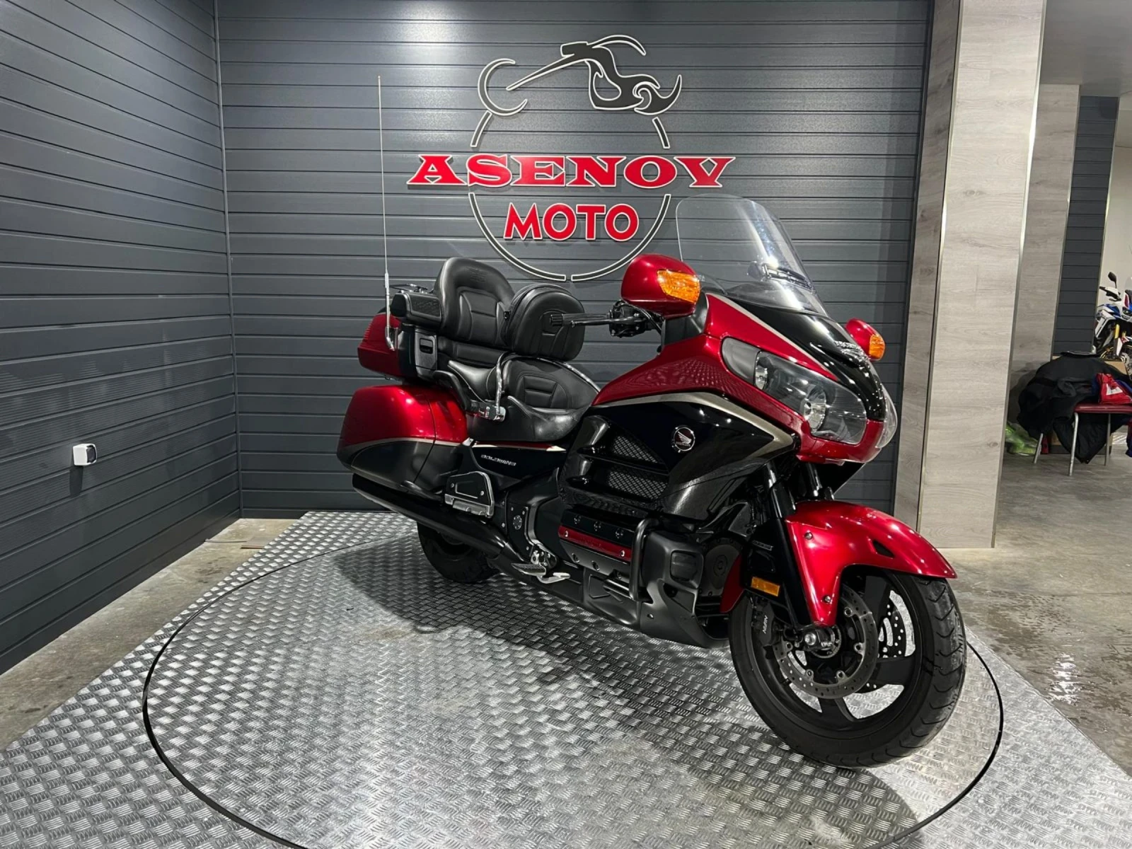 Honda Gold Wing 40 TH ANIVERSARY  | Mobile.bg   14