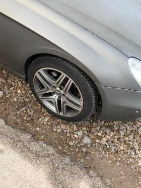 Mercedes-Benz CLS 500, снимка 11