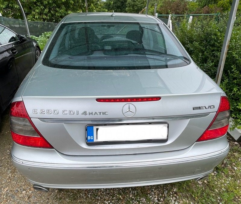 Mercedes-Benz E 280 CDI 4MATIC, снимка 3 - Автомобили и джипове - 46290691