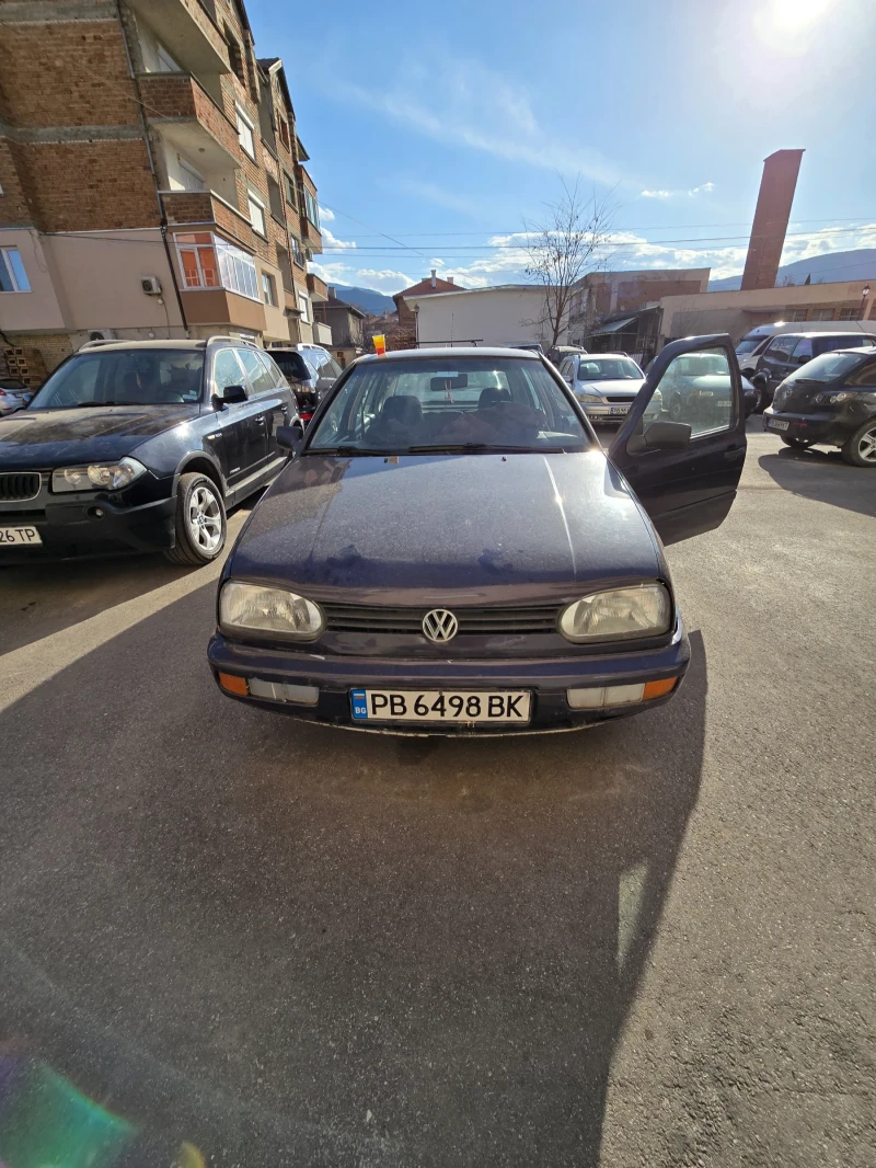 VW Golf, снимка 8 - Автомобили и джипове - 48933219