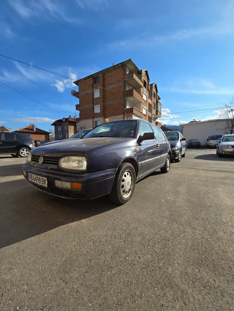 VW Golf, снимка 4 - Автомобили и джипове - 48933219