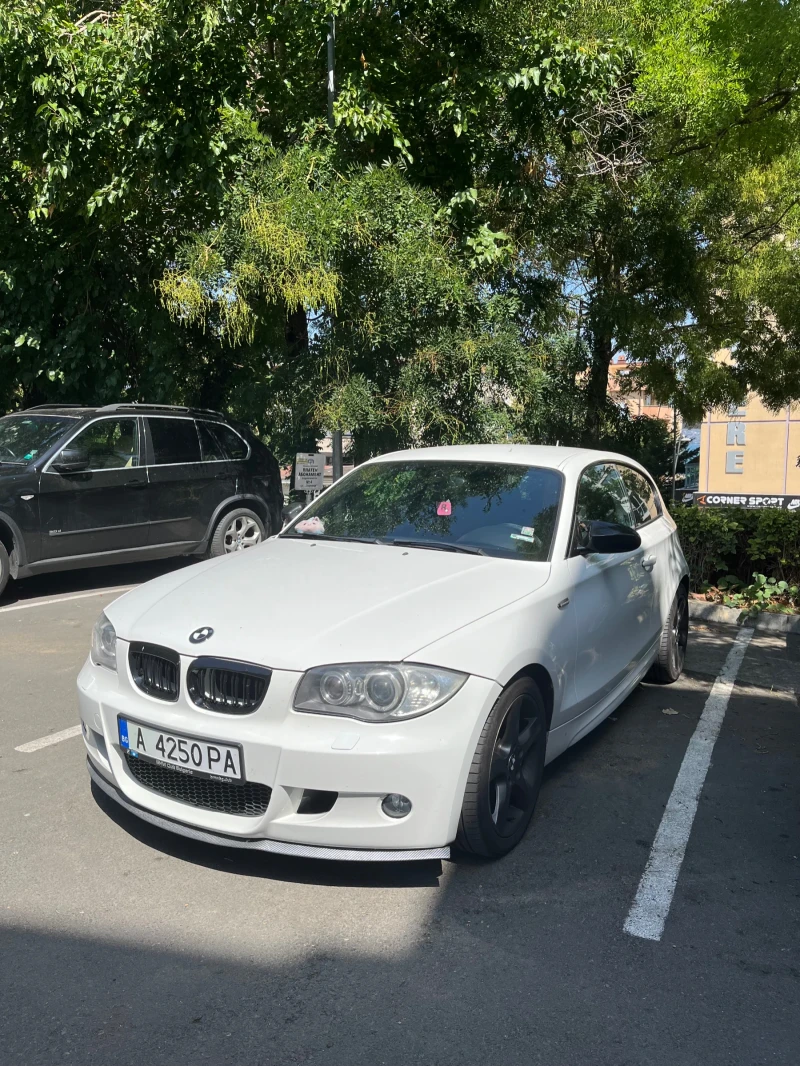 BMW 120 2.0i, снимка 9 - Автомобили и джипове - 49355594