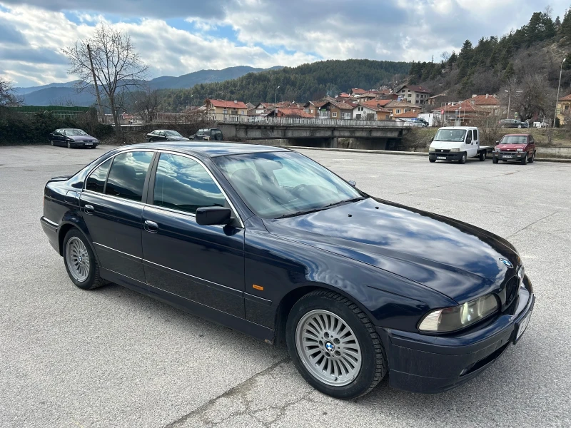 BMW 520, снимка 1 - Автомобили и джипове - 49357184