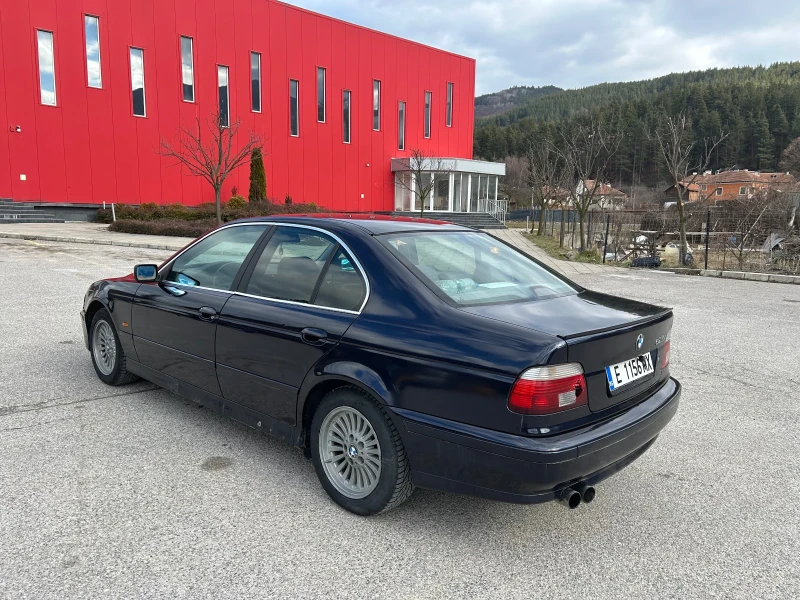 BMW 520, снимка 5 - Автомобили и джипове - 49357184